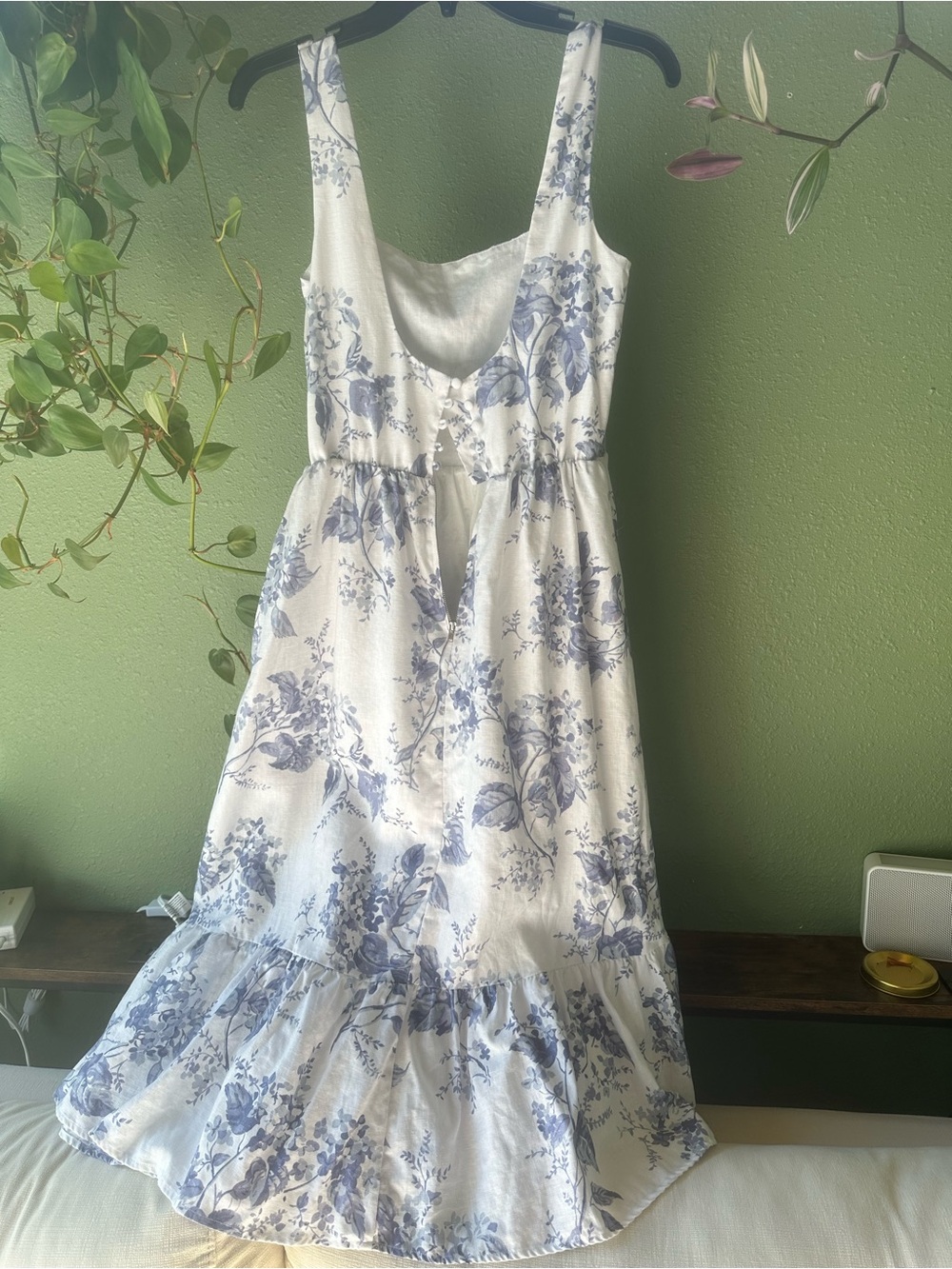 REFORMATION Linen Bucatini Dress 🩵